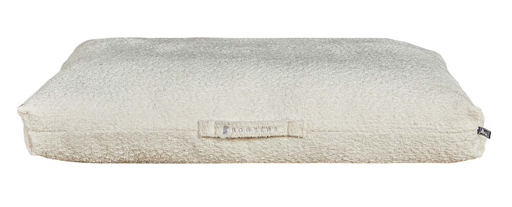 The Avenue Bed - Color: Vanilla Boucle | Classic Design K9 - Feline Unique Pet Accessories